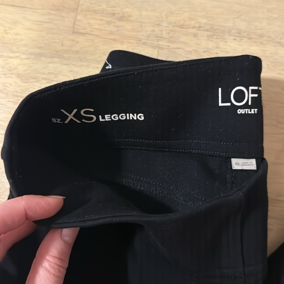 Loft Black XS leggings (ponte pant) - Picture 2 of 5